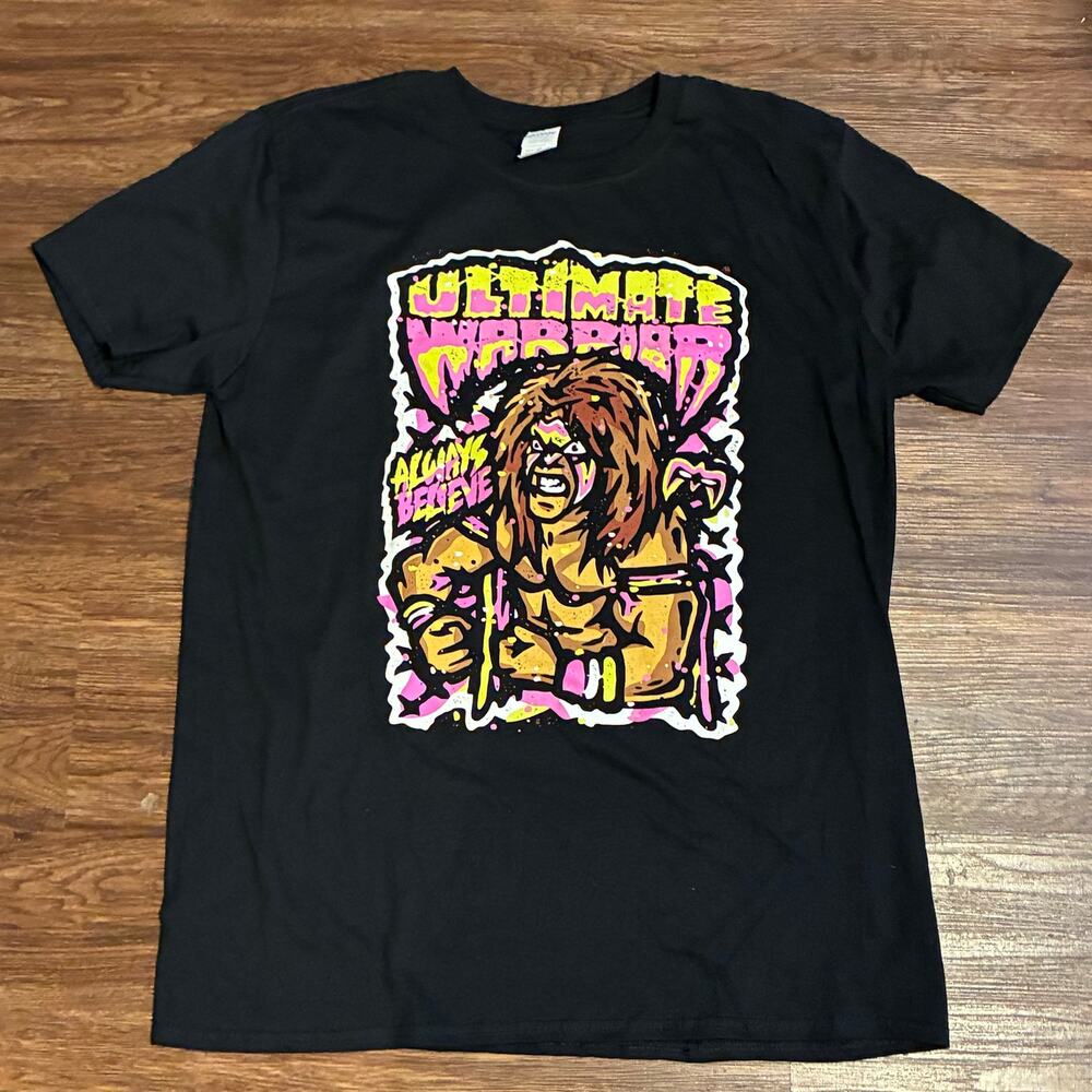 Ultimate Warrior WWE T-Shirt Large Pro Wrestling Loot Crate Exclusive